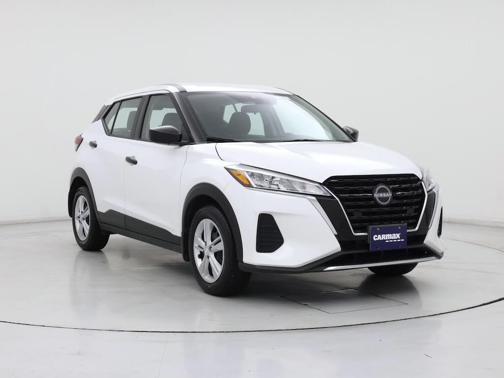 2023 Nissan Kicks S FWD