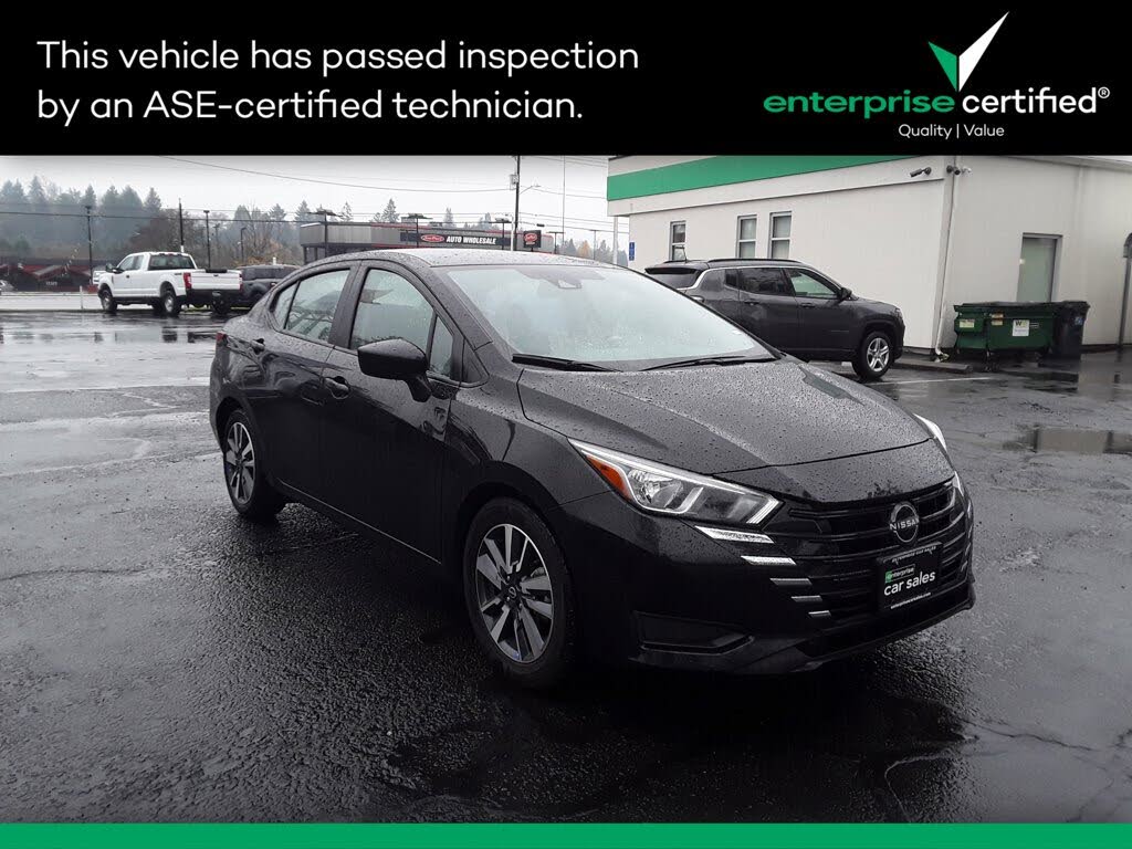 2023 Nissan Versa SV FWD