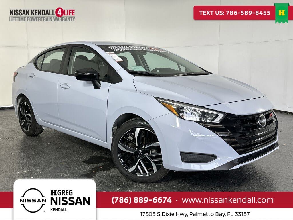 2025 Nissan Versa SR FWD