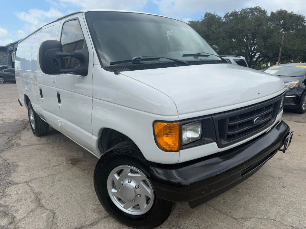 2007 Ford E-Series E-250 Extended Cargo Van