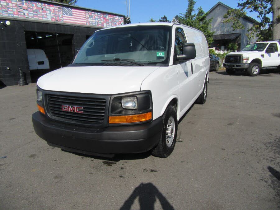 2015 GMC Savana Cargo 2500 Extended RWD