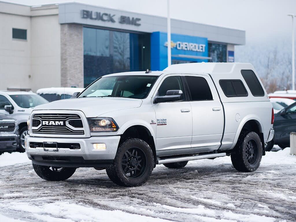 2018 RAM 3500 Laramie Crew Cab 4WD