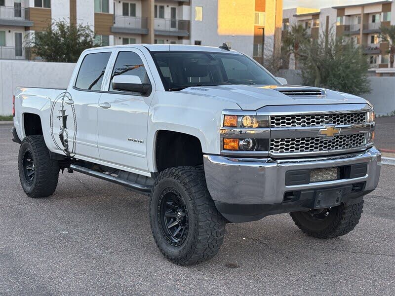 2019 Chevrolet Silverado 2500HD LT Crew Cab 4WD
