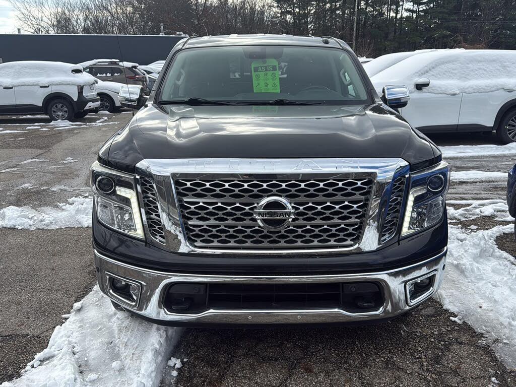 2019 Nissan Titan SL Crew Cab 4WD