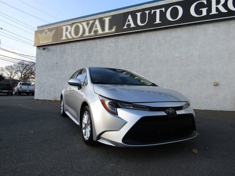 2020 Toyota Corolla XLE FWD