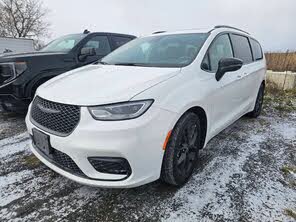 Chrysler Pacifica Touring L FWD