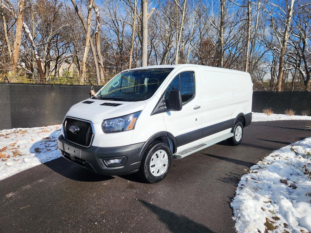 2024 Ford Transit Cargo 250 Low Roof LB RWD