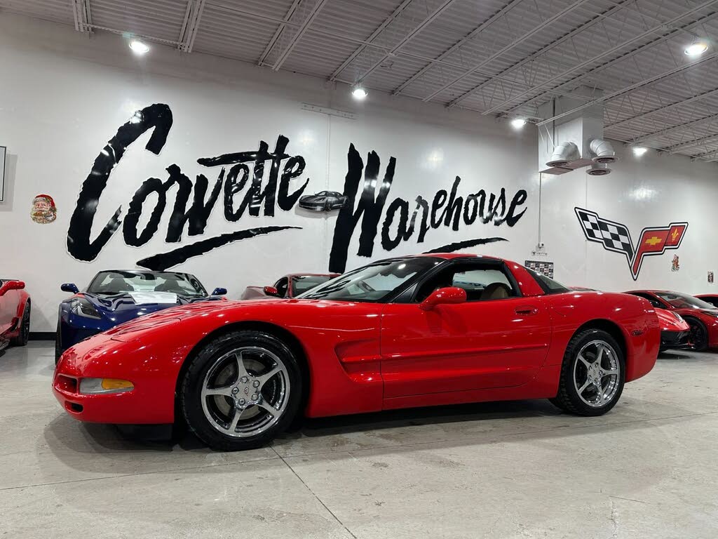 2000 Chevrolet Corvette Coupe RWD