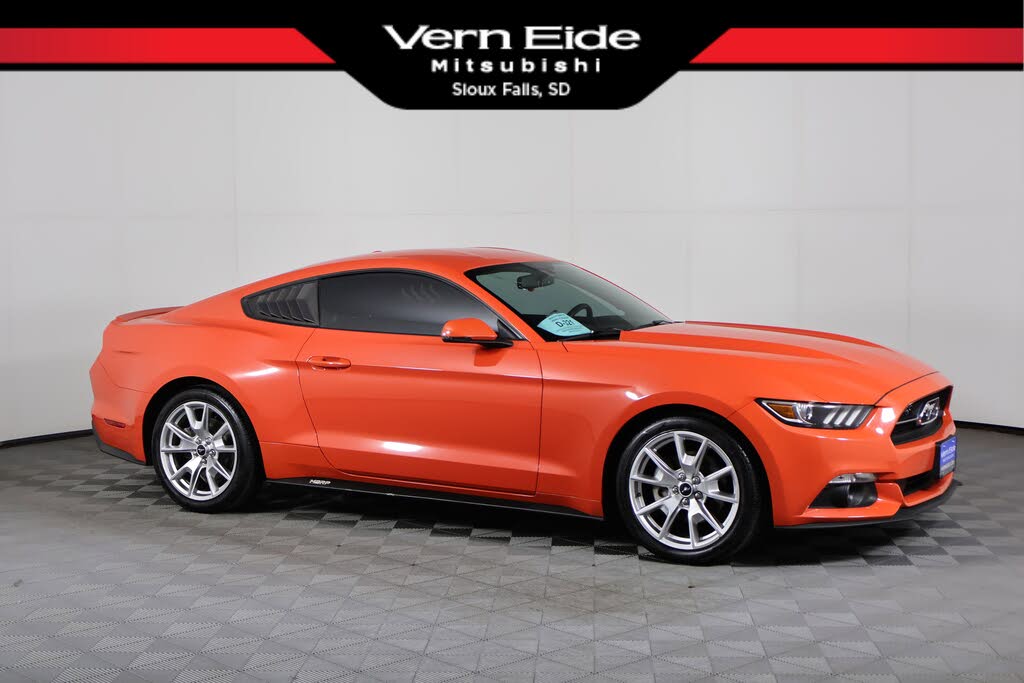 2015 Ford Mustang EcoBoost Premium Coupe RWD