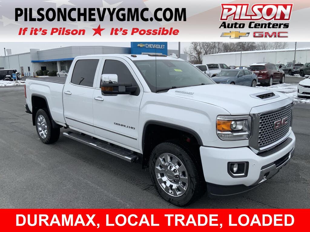 2017 GMC Sierra 2500HD Denali Crew Cab SB 4WD
