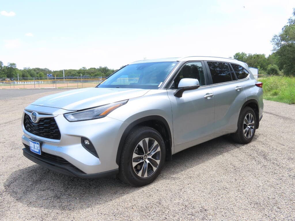 2023 Toyota Highlander Hybrid XLE AWD