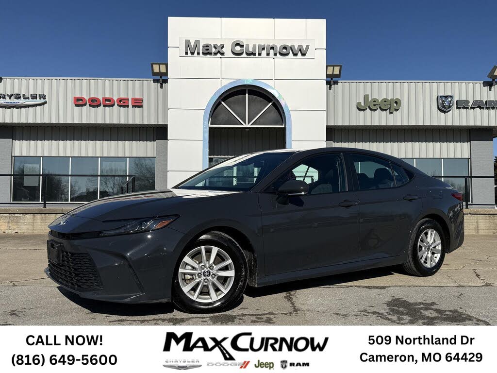 2025 Toyota Camry LE FWD