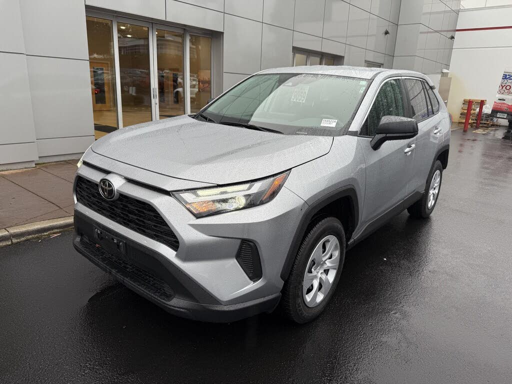 2025 Toyota RAV4 LE AWD