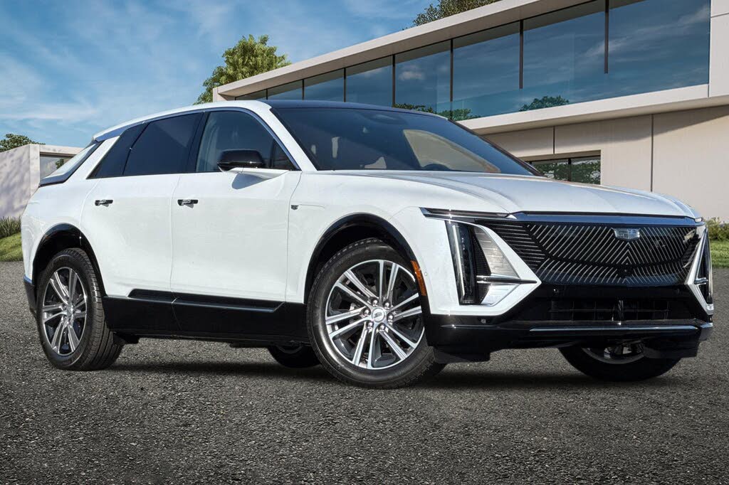 2026 Cadillac LYRIQ Luxury AWD