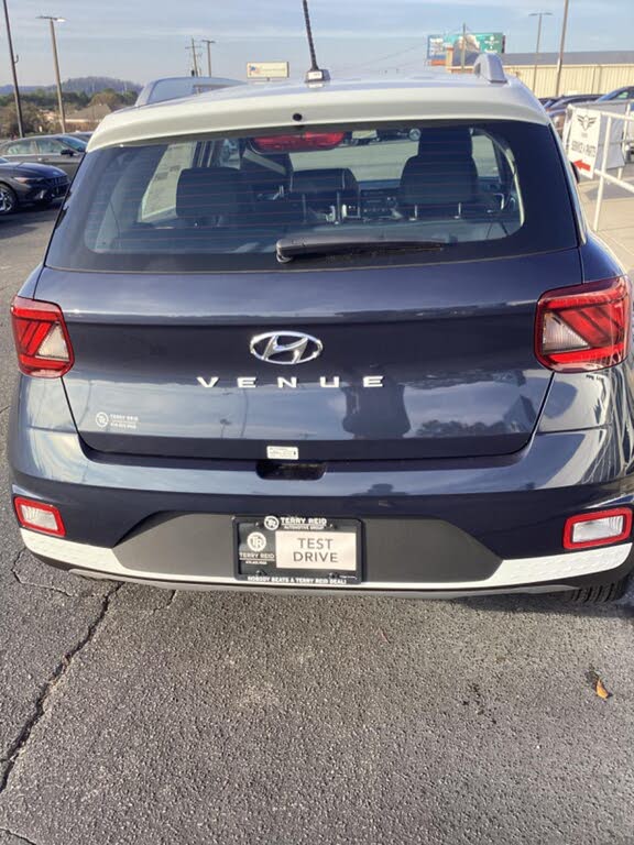 2026 Hyundai Venue SEL FWD
