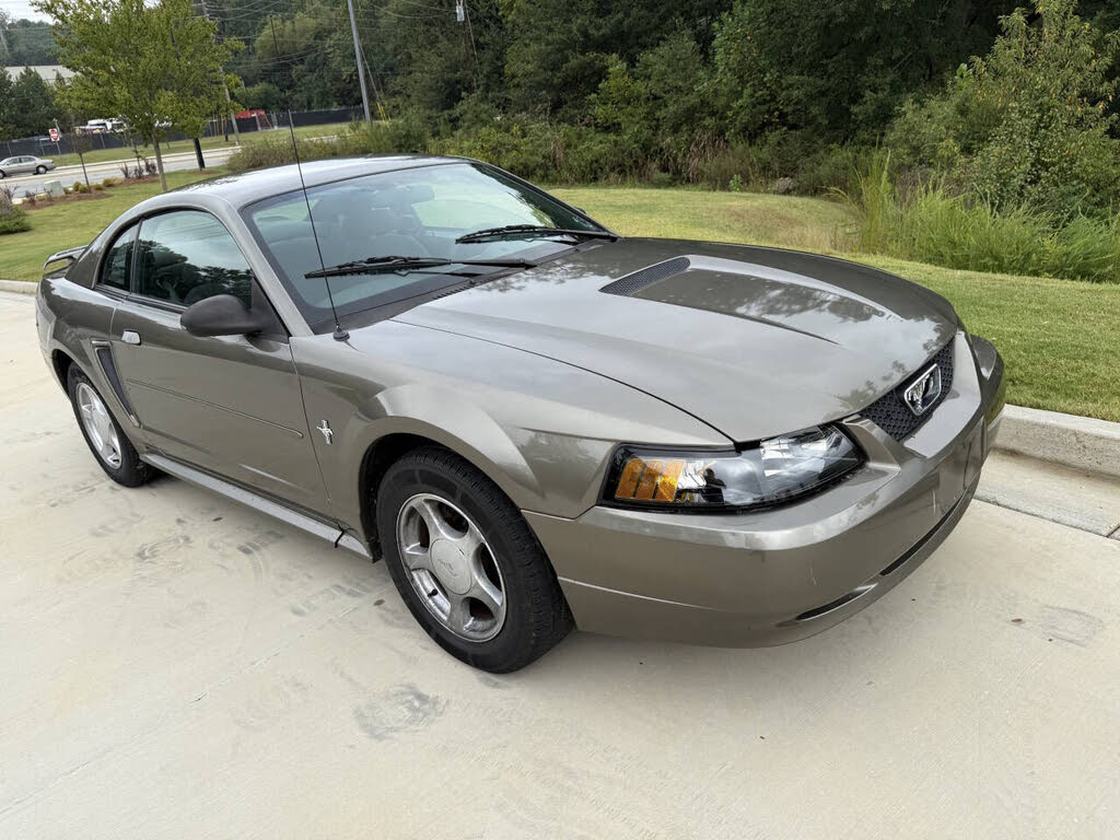 2002 Ford Mustang Coupe