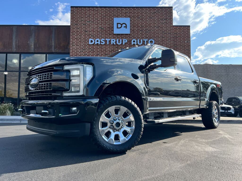 2017 Ford F-250 Super Duty Lariat Crew Cab 4WD