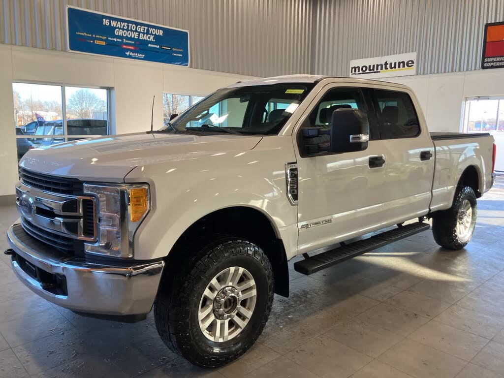 2017 Ford F-250 Super Duty XLT Crew Cab 4WD