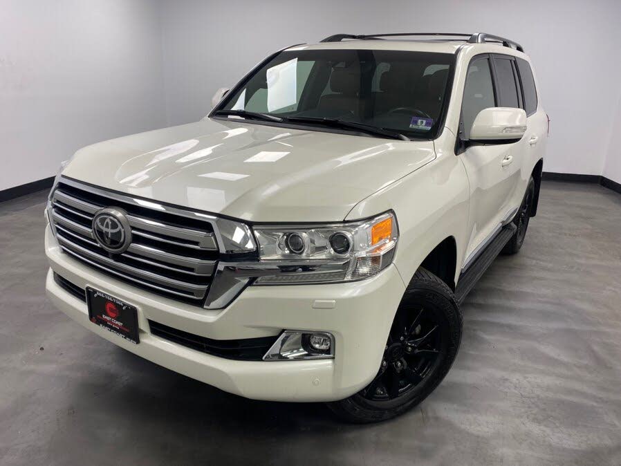 2017 Toyota Land Cruiser AWD