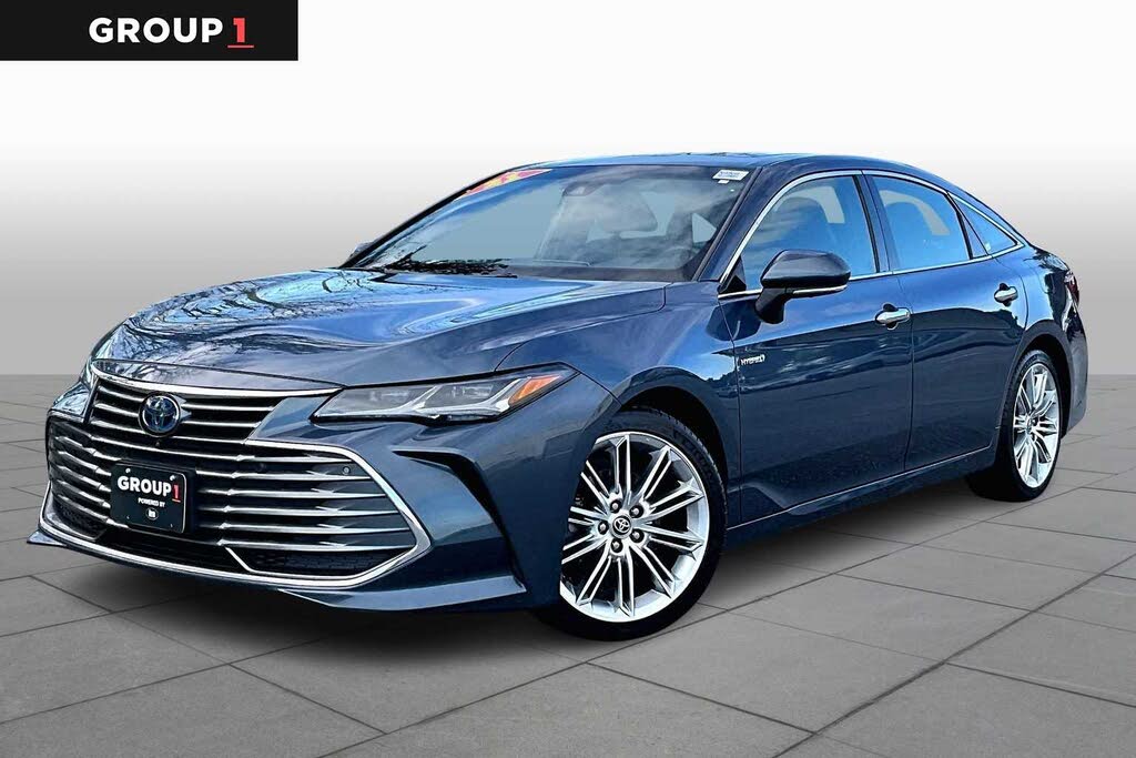 2021 Toyota Avalon Hybrid Limited FWD