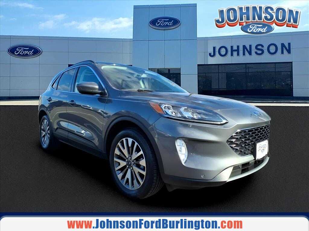 2022 Ford Escape Titanium AWD