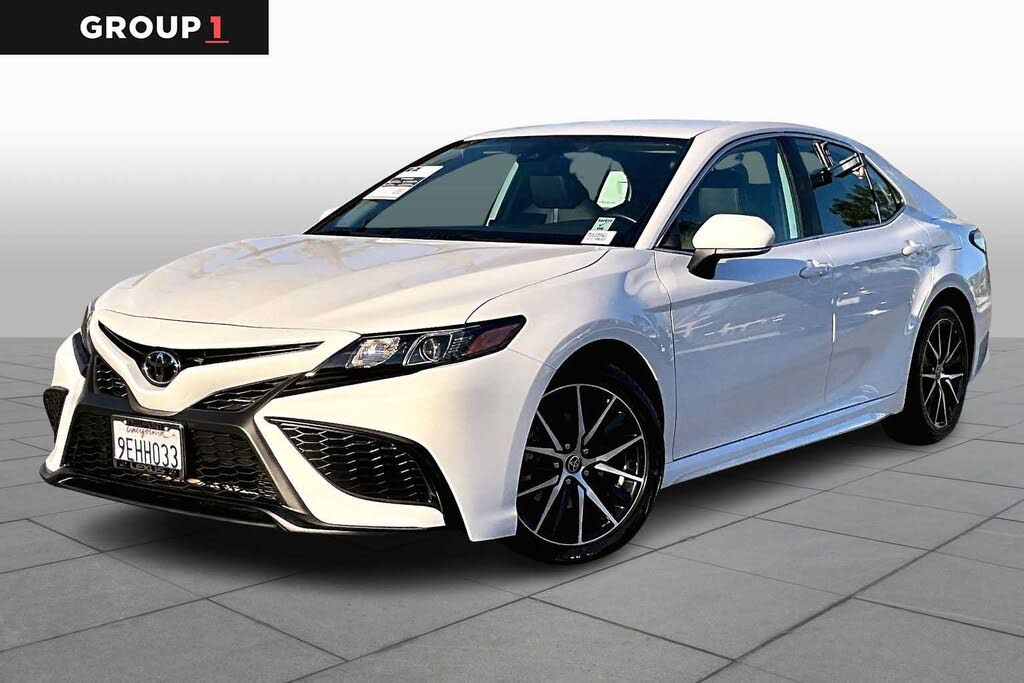 2023 Toyota Camry SE FWD