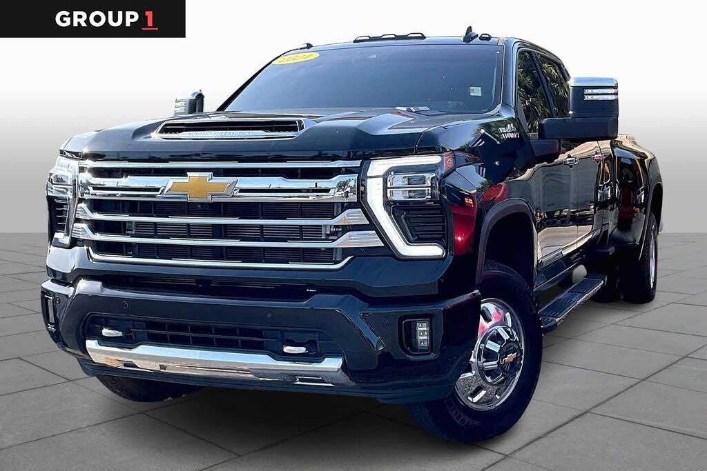 2024 Chevrolet Silverado 3500HD High Country Crew Cab 4WD
