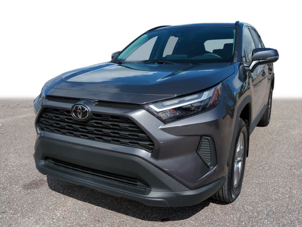 2024 Toyota RAV4 XLE FWD