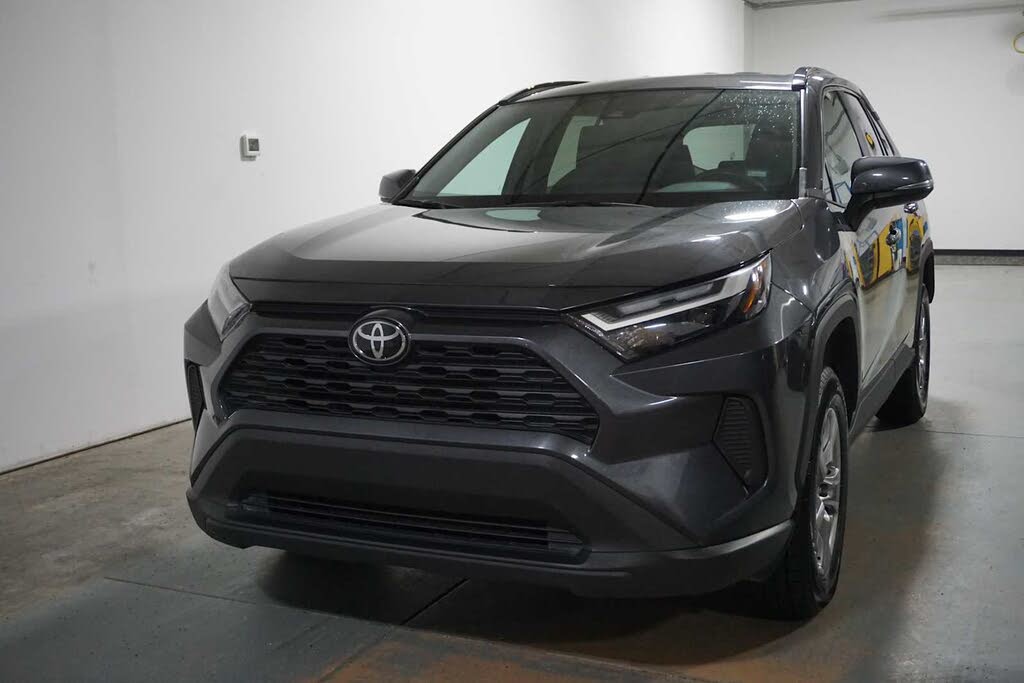 2024 Toyota RAV4 XLE AWD