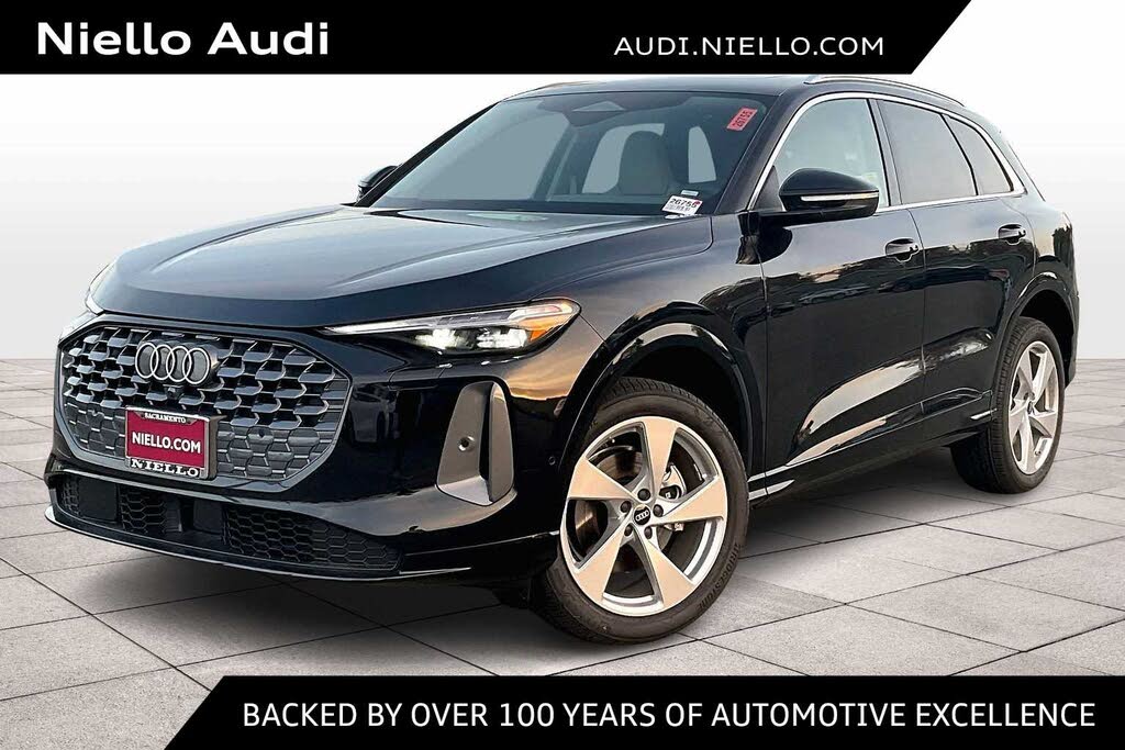 2025 Audi Q5 quattro Premium Plus 40 TFSI