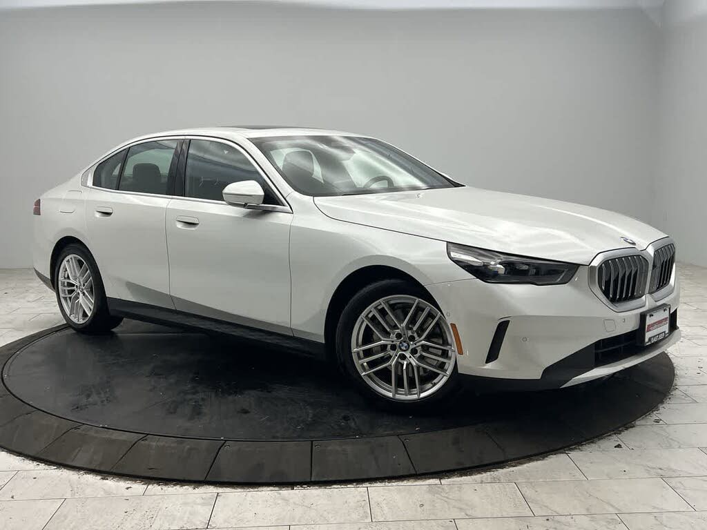 2025 BMW 5 Series 530i xDrive