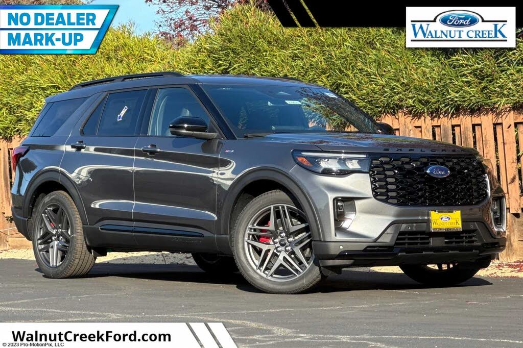 2026 Ford Explorer ST-Line RWD