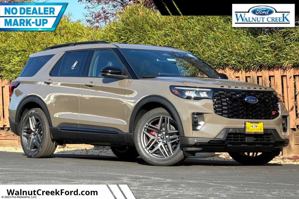 2026 Ford Explorer ST AWD