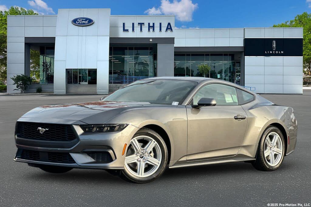 2026 Ford Mustang EcoBoost Fastback RWD