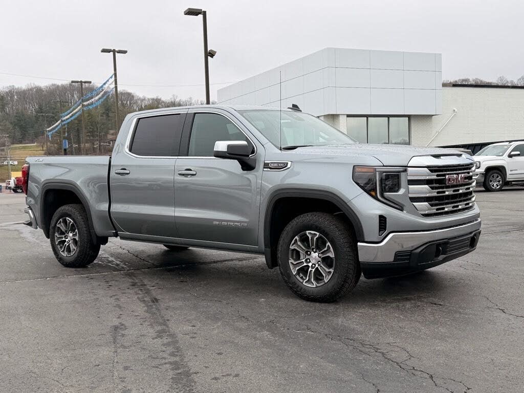 2026 GMC Sierra 1500 SLE Crew Cab 4WD