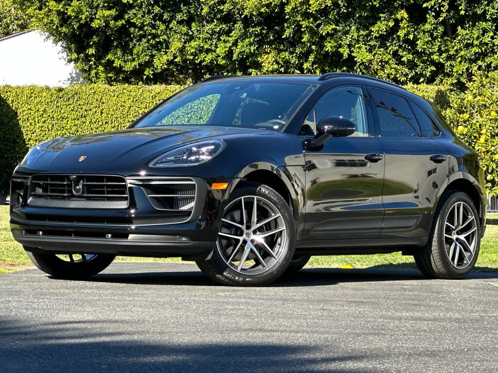 2026 Porsche Macan S AWD
