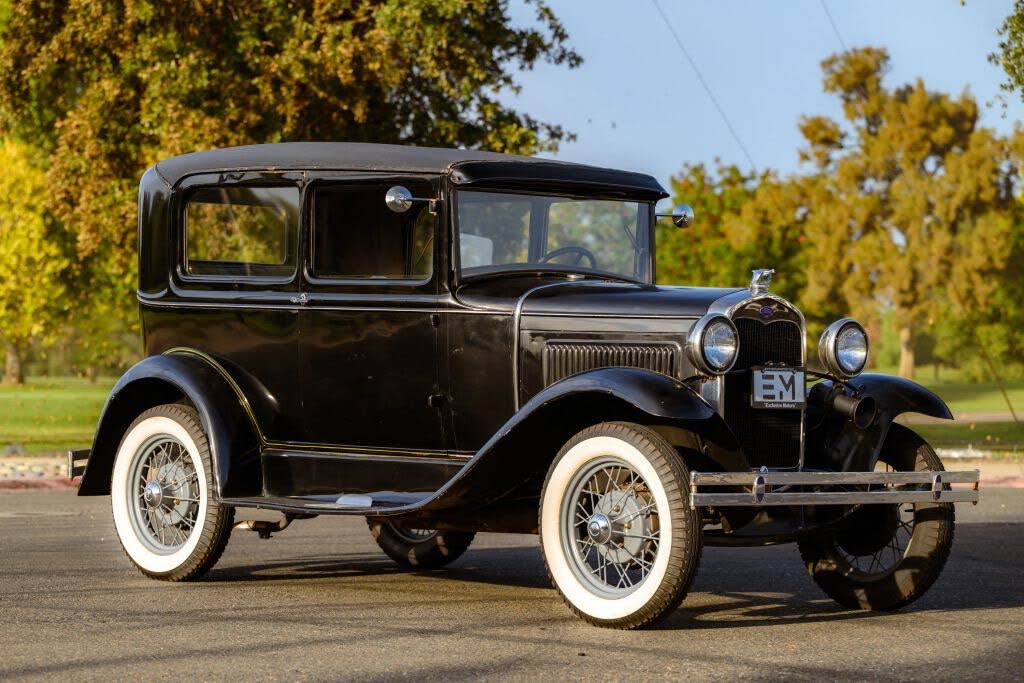 1931 Ford Model A Town Sedan