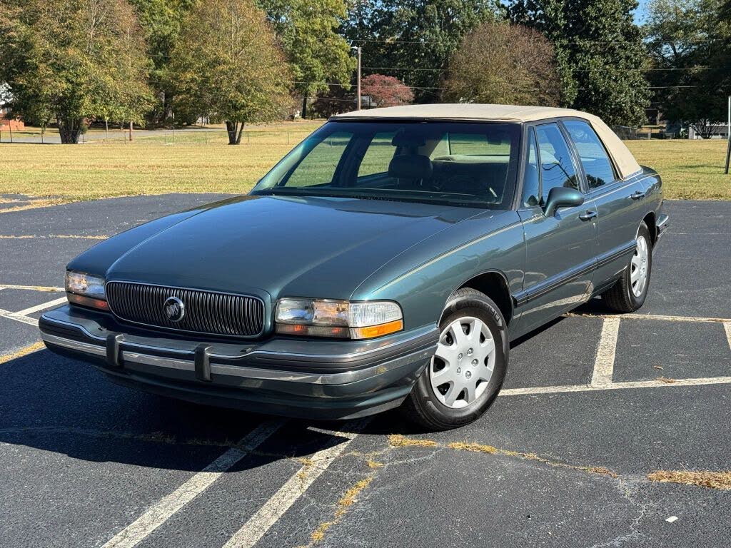 1996 Buick LeSabre Custom Sedan FWD