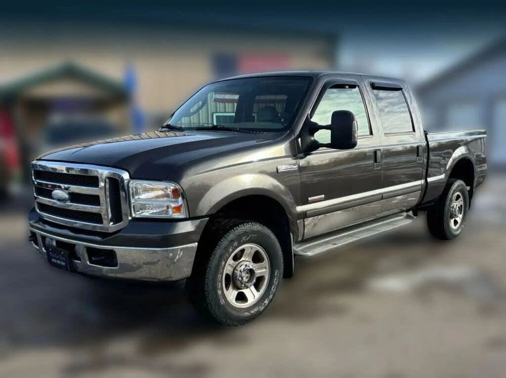 2005 Ford F-350 Super Duty XLT Crew Cab SB 4WD