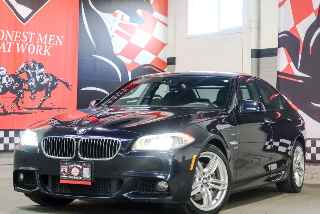 2012 BMW 5 Series 550i xDrive Sedan AWD