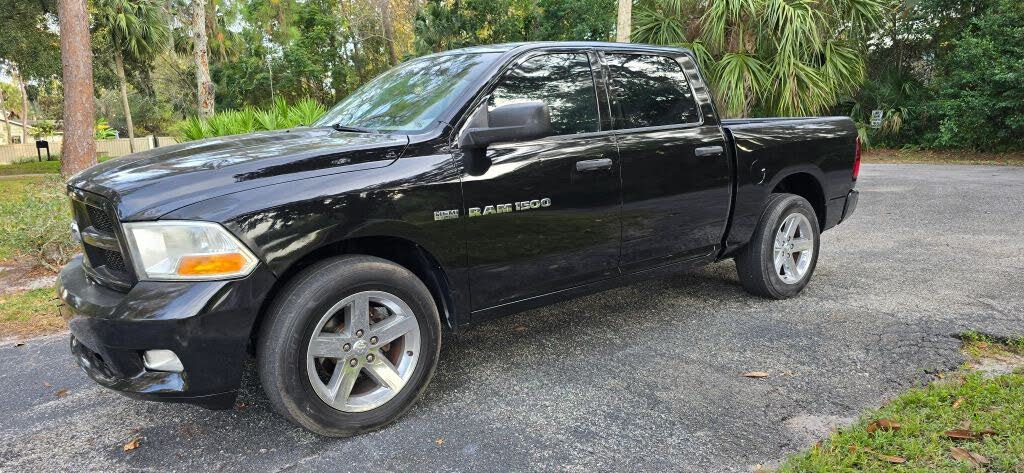 2012 RAM 1500 Express Crew Cab