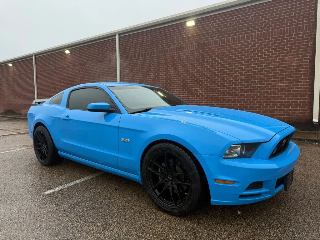 2014 Ford Mustang GT Premium Coupe RWD