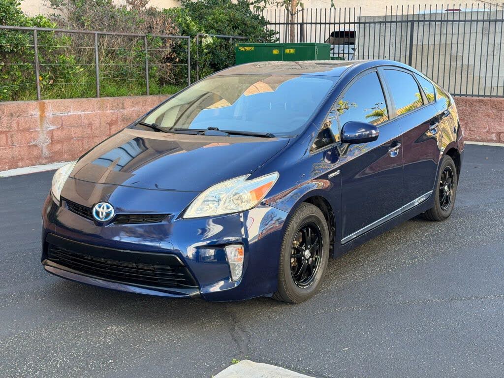 2014 Toyota Prius Three