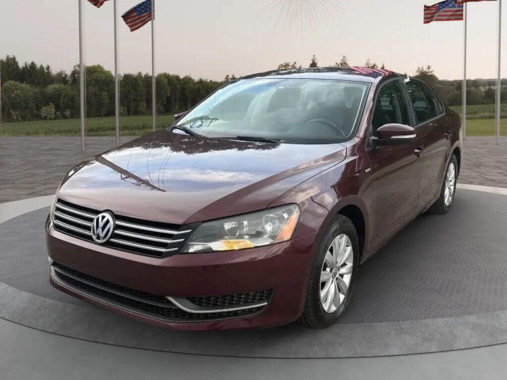 2014 Volkswagen Passat Wolfsburg Edition 1.8