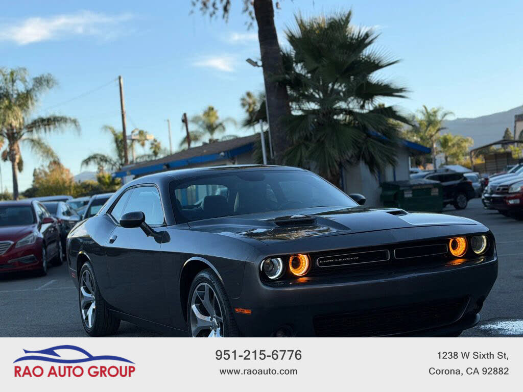 2015 Dodge Challenger SXT Plus RWD