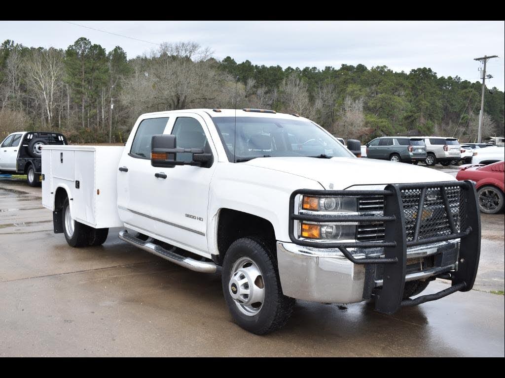 2016 Chevrolet Silverado 3500HD Work Truck Crew Cab LB DRW 4WD