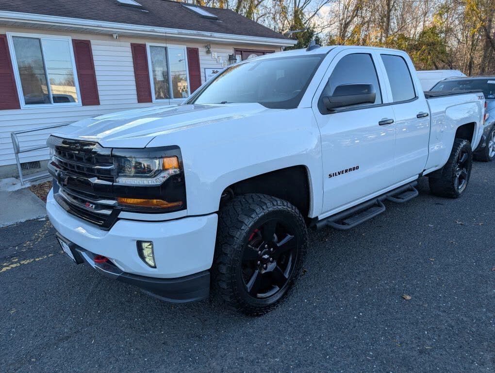 2017 Chevrolet Silverado 1500 LT Z71 Double Cab 4WD