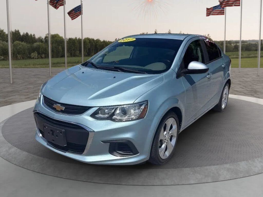 2017 Chevrolet Sonic Premier Sedan FWD