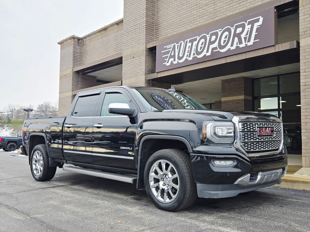 2017 GMC Sierra 1500 Denali Crew Cab 4WD