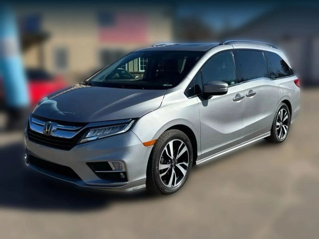 2018 Honda Odyssey Touring Elite FWD